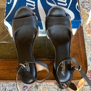 Lucky Brand Black Sandal 39 (9)M new black